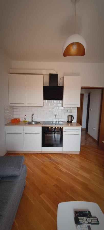Appartement Matej 1 à Zadar Extérieur photo