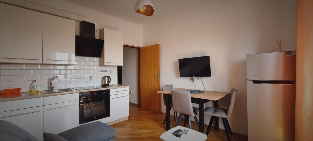 Appartement Matej 1 à Zadar Extérieur photo